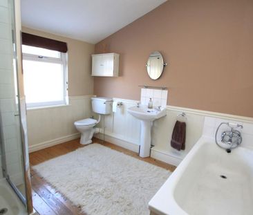 2 bedroom terraced house to rent - Photo 2