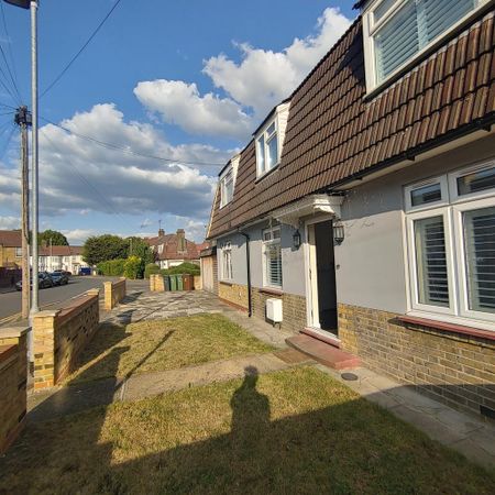 House share to rent - Photo 3