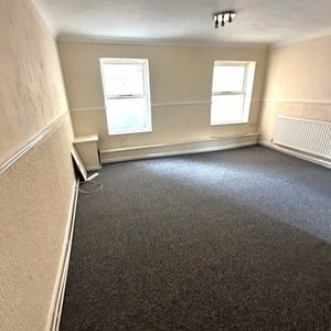 4a Scrimshires Passage - Photo 3