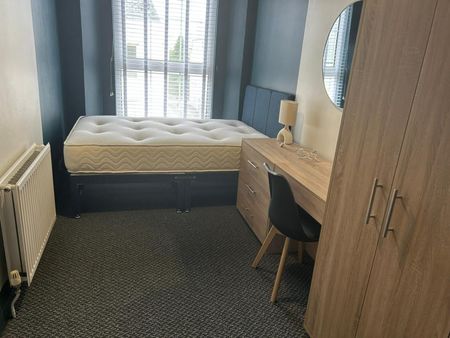 Prospect Street, Flat 3, Plymouth - Photo 3