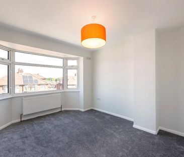 3 bedroom semi-detached house to rent - Photo 4