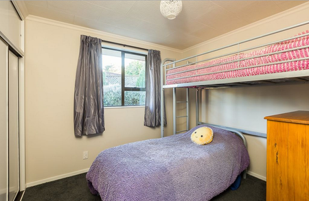 Beautiful 3BR Home in Popular Belleknowes! - Photo 5