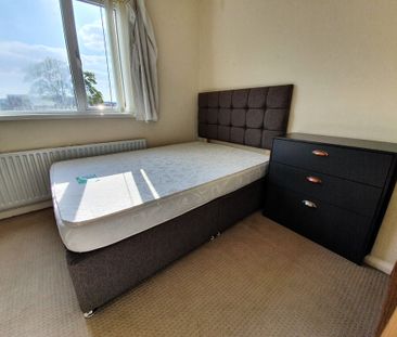 5 Bed Student Accommodation - Photo 6