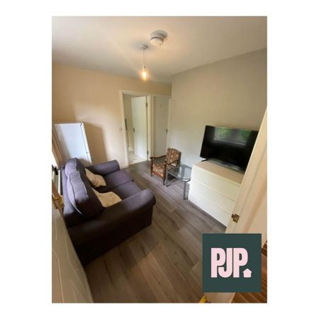4 bedroom flat to rent - Photo 5