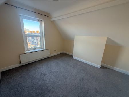 Corporation Road, Grangetown, Cardiff - Photo 3