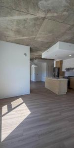 Jusqu'à 2 mois gratuits! Unité de coin 2 cac libre au MileBrook Pointe-aux-Trembles Montréal - appartement / logement à louer - Photo 4