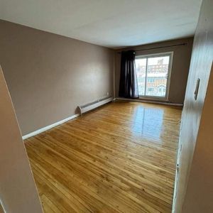 2 CH - 1 SDB - Montréal - $1,695 /mo - Photo 2