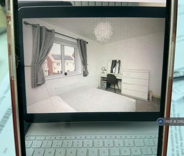 2 bedroom semi-detached house to rent - Photo 3