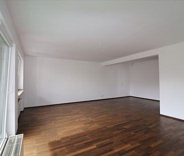 * RUHIG WOHNEN IM HERZEN VON CRAKAU * 3ZI-Wohnung mit Balkon, Bogen... - Photo 1