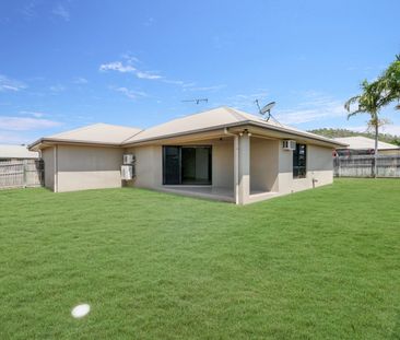 FANTASTIC FAMILY HOME IN MOUNT LOUISA - Photo 6