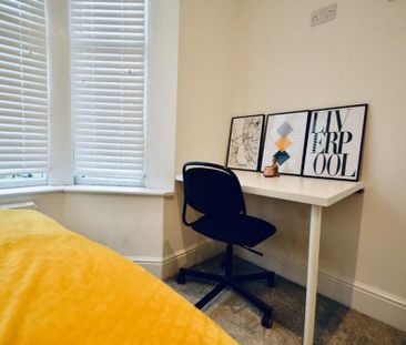 6 bedroom house to rent - Photo 1