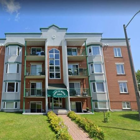 TRÈS GRAND 3 1⁄2 SEMI-MEUBLÉ BEAUPORT - Photo 4