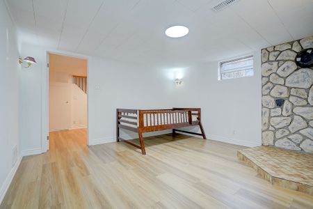 For Lease - 23 Marsha Drive Unit# Basement, Toronto, Ontario - Photo 5