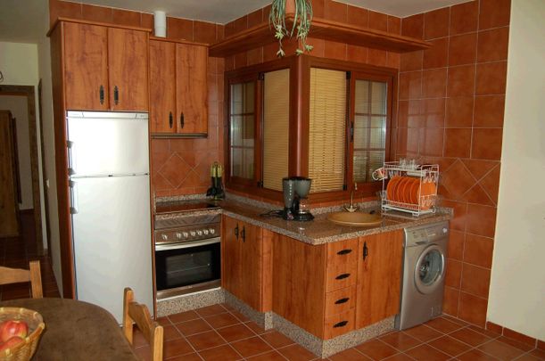 Apartment For Long Term Rental In Maro - Photo 1