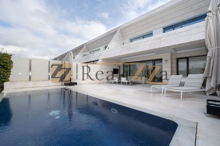 Alquiler de chalet adosado en Paseo de los Lagos, 2 - Photo 4