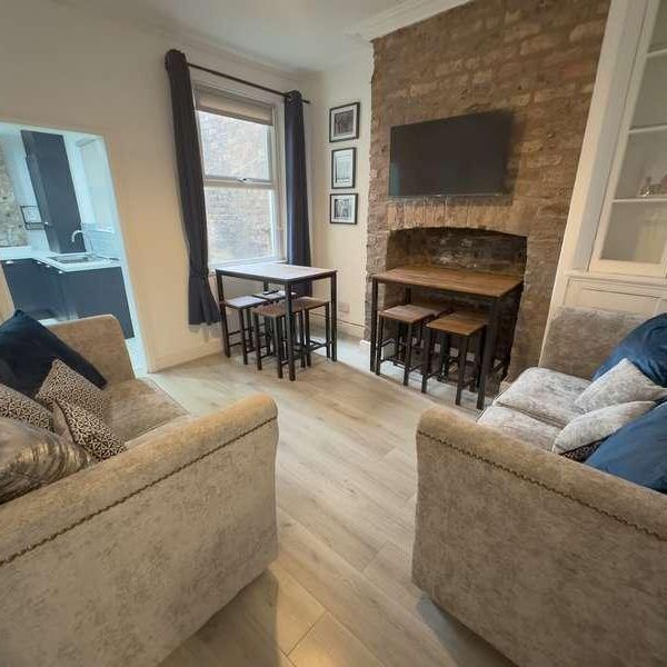 Albany Road, L7 - Photo 1