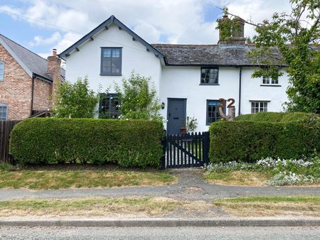 High Street, Toft, Cambridge - Photo 2