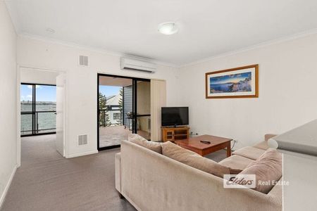 THE PERFECT SUMMER LOCATION - Photo 3