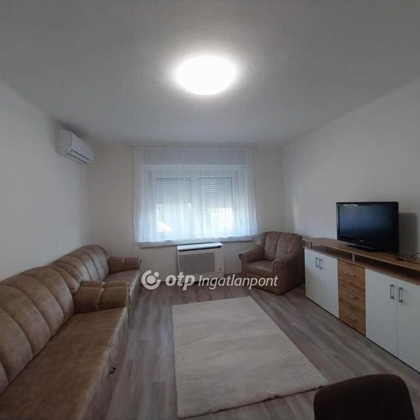 Kiadó újszerű állapotú lakás - Nyíregyháza - Fotó 1