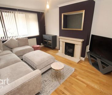 3 bedroom semi-detached house to rent - Photo 3