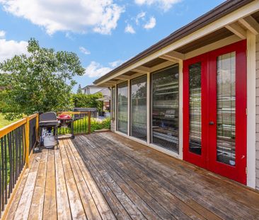 For Lease - 180 Sherwood Avenue, Oshawa, Ontario - Photo 1
