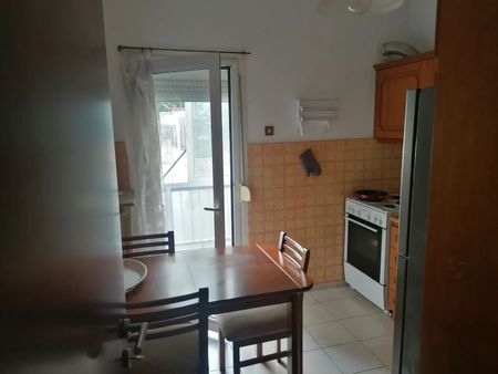 Διαμέρισμα για ενοικίαση Αγία Τριάδα (Φάληρο - Ιπποκράτειο) - Φωτογραφία 2