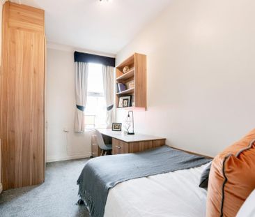 4 bedroom house to rent - Photo 1