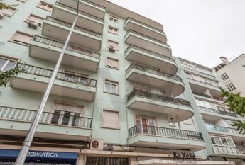Apartamento T3 em Lisboa