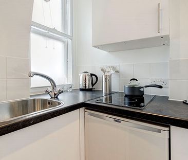 Hill Street, Mayfair, W1J 5LY, London - Photo 4