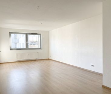 Großzügige & helle 3-Zimmer-Wohnung mit sonnigem Balkon in zentrums... - Photo 5