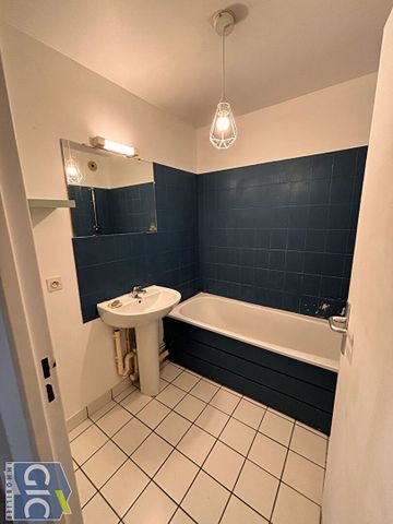 Location Appartement 2 pièces 48m² - Photo 2