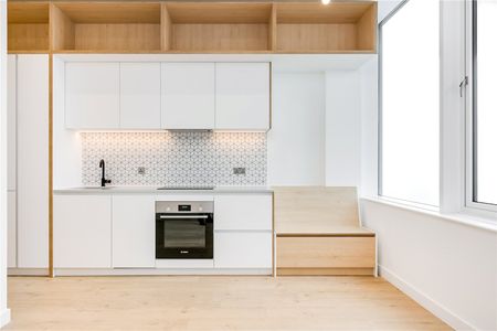 Apt Parkview, Brentford, TW8, London - Photo 2