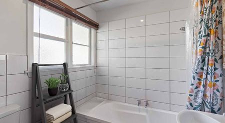 421 Ilam Road - Photo 5