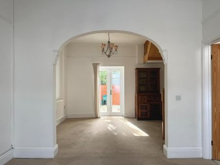 2 bedroom terraced house to rent - Photo 2