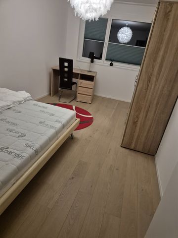 1 Zimmer, 110 m², 2. Stock - Foto 2