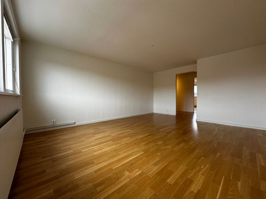 Bjäregatan 9 – 2rok (lgh 1402) - Photo 1