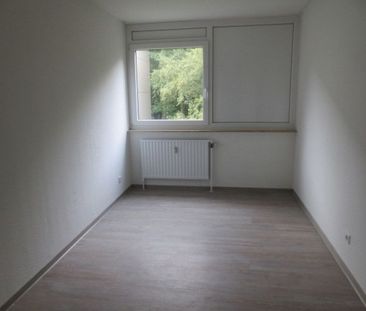 Reinkommen und Wohlfühlen: großzügige 3-Zimmer-Wohnung - Foto 1