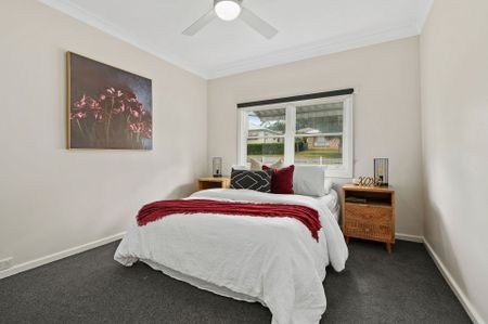 Renovated four bedroom home - Photo 5