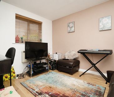 4 bedroom house to rent Severn Road, Oadby, Leicester, Leicestershi... - Photo 4