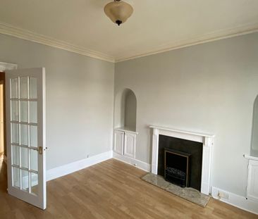 2 Bed Flat, Menzies Road, AB11 - Photo 2