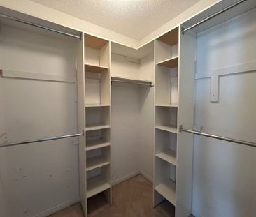 For Lease - 5 Ulson Drive, Richmond Hill, Ontario - Photo 1