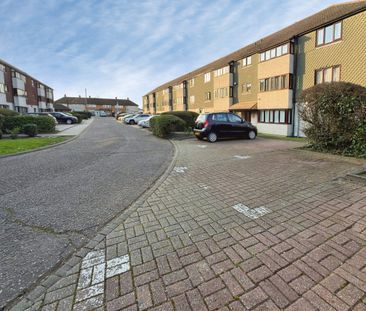 Teviot Avenue, Aveley, Aveley, RM15 - Photo 2