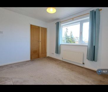3 bedroom detached house to rent - Photo 3