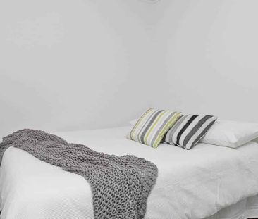 One Bedroom in Zest - Photo 4