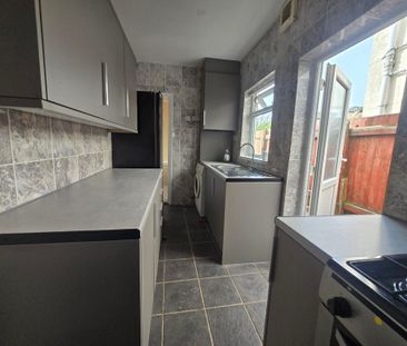 Lea House Road Stirchley, Birmingham - Photo 2