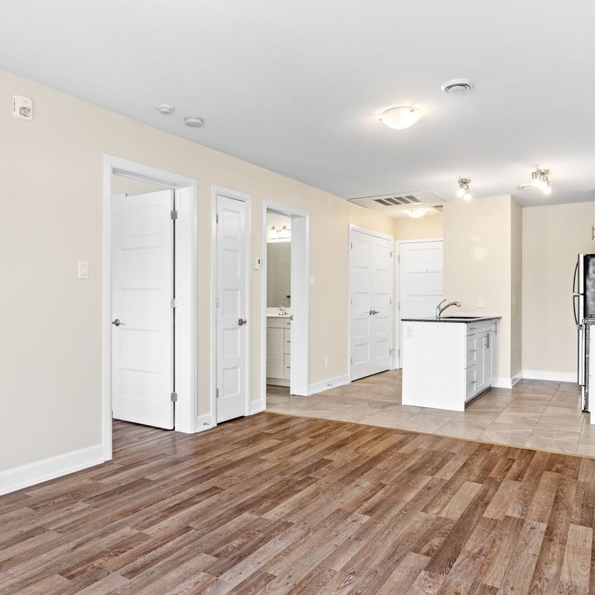 For Lease - 377 Solstice Crescent Unit# 210, Russell, Ontario - Photo 1