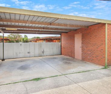 Your Perfect Blend of Comfort, Simplicity, and Location - Photo 4