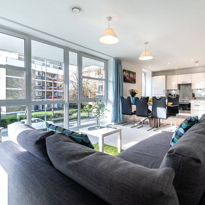 2 Bed Flat, Empress Heights, SO14 - Photo 1