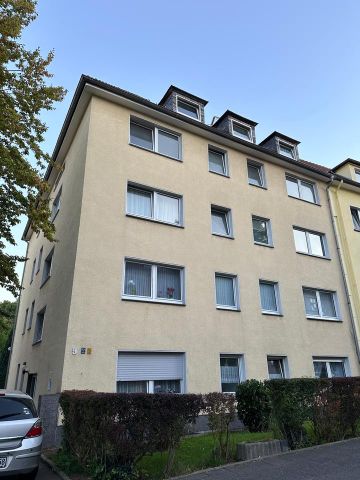 Frisch sanierte 2,5 Zimmer-Wohnung mit Balkon in Essen-Borbeck - Photo 4