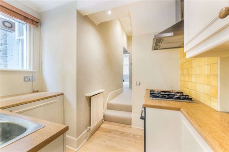 A smart one bedroom flat a short distance from Sloane Square and the Kings Road. - Photo 5